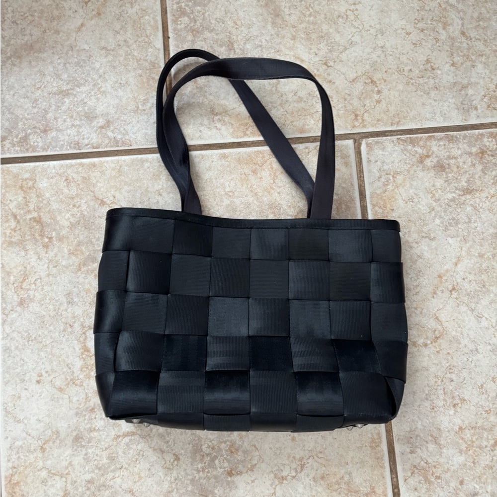 Harvey’s Seatbelt Double Handle Tote